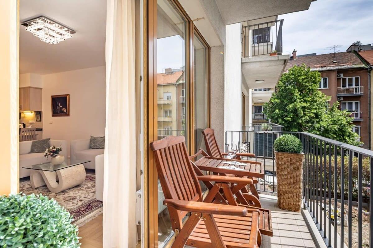 Homey Apartment With Ac And Balcony بودابست المظهر الخارجي الصورة