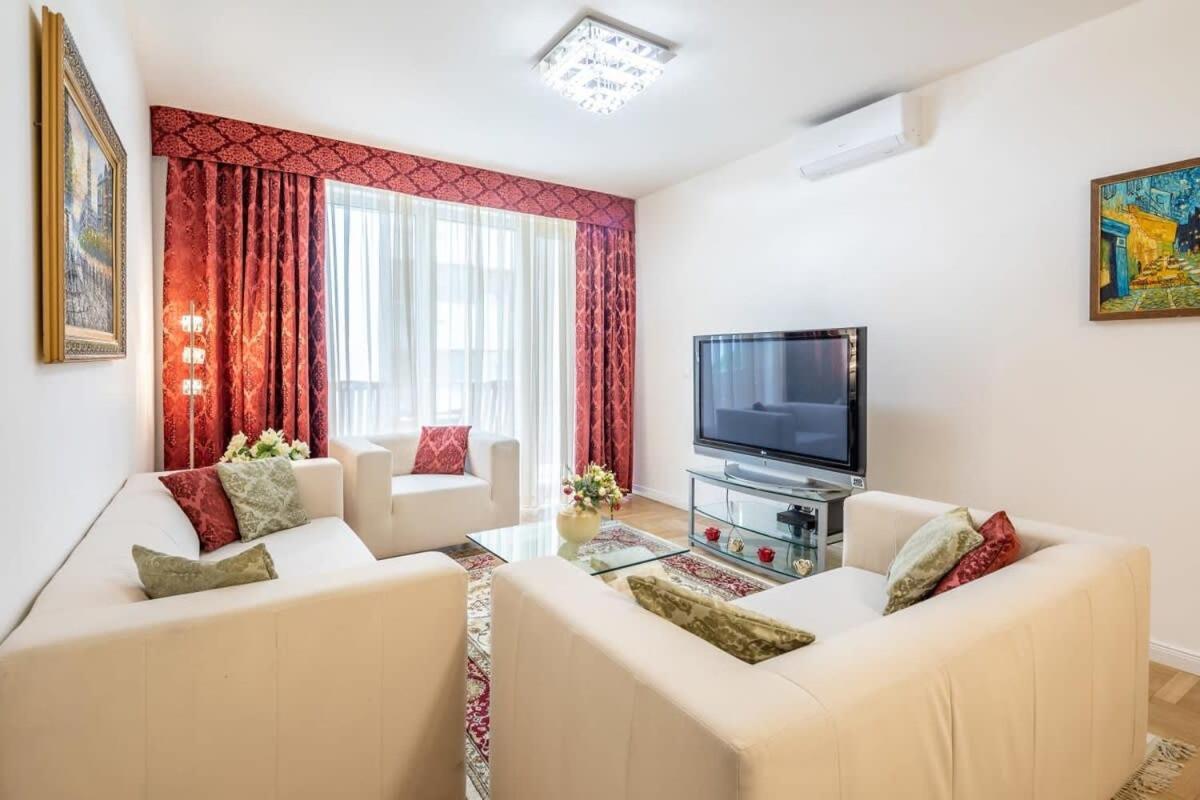 Homey Apartment With Ac And Balcony بودابست المظهر الخارجي الصورة